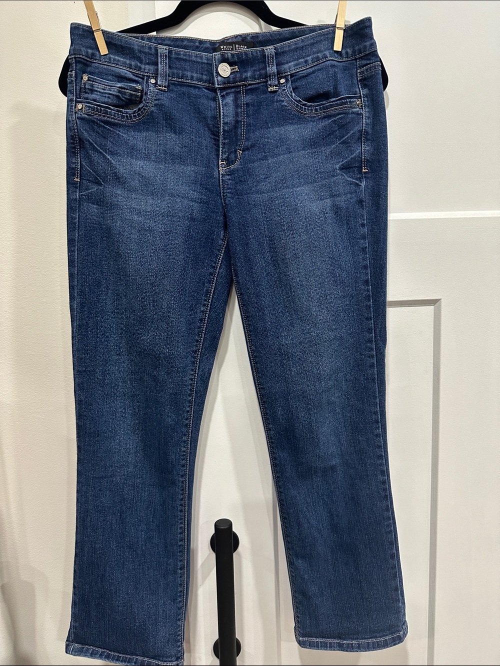 White House Black Market Women's Indigo Straight-Leg Jeans
